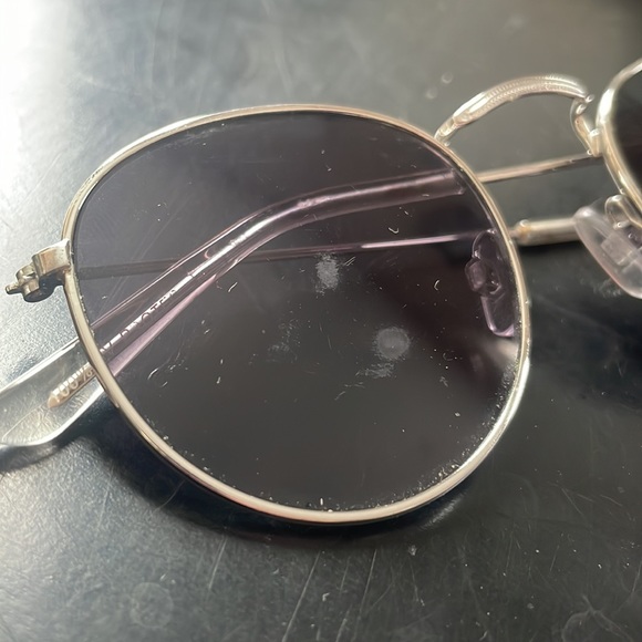 Urban sunglasses - Picture 2 of 3